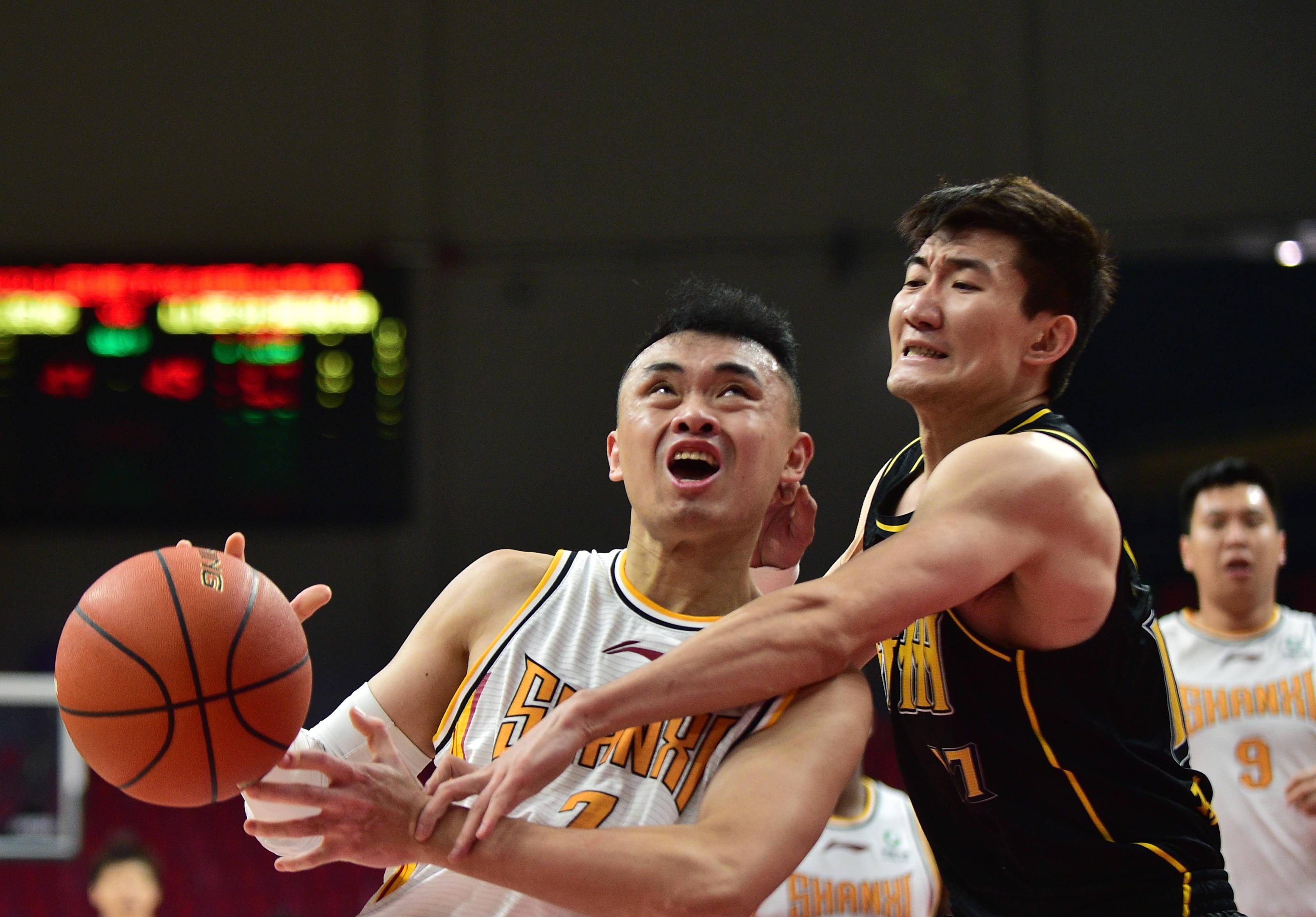 三亿体育体育注册-关于篮球青年联赛杰出球员连手破门庆祝胜利的信息