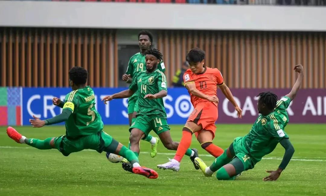 三亿体育体育电竞-球队备战训练严格，力求在下一场比赛中取胜的简单介绍