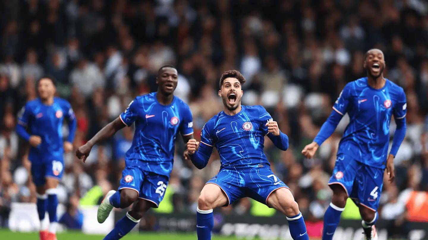 三亿体育体育app下载地址-包含切尔西坐拥最佳阵容，英超冠军指日可待的词条