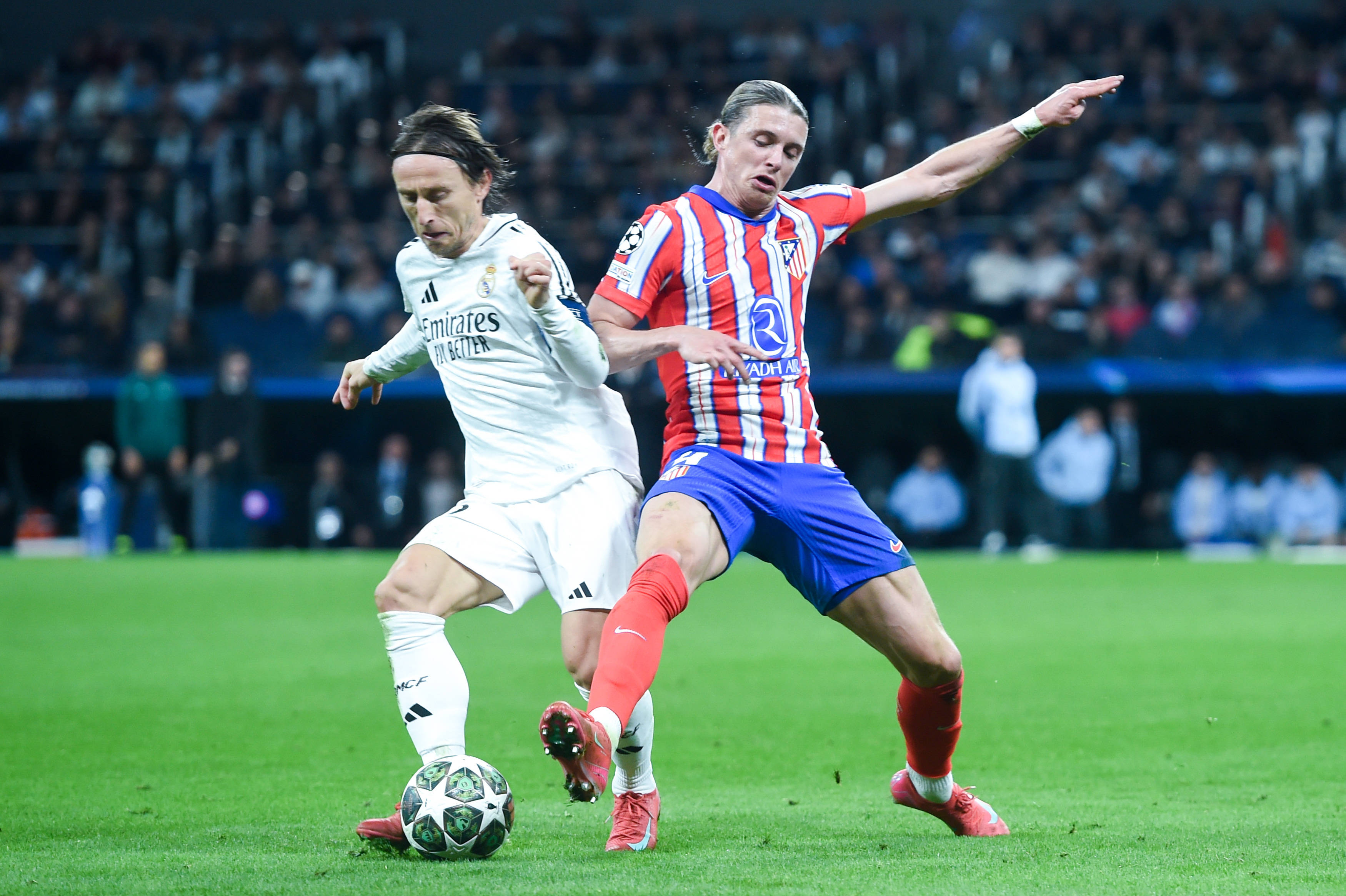 皇马大胜,卫冕欧冠锦标赛气势如虹的简单介绍 皇马大胜,卫冕欧冠锦标赛气势如虹的简单介绍