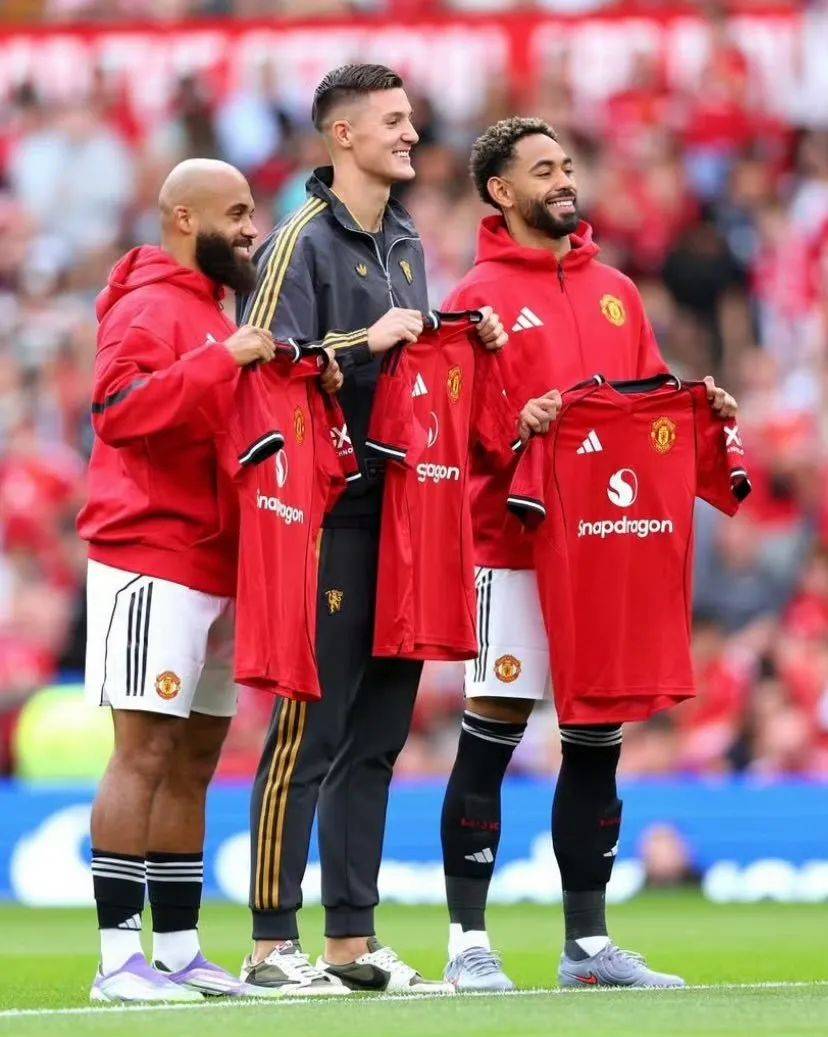 索尔斯克亚振奋曼联士气,球队连胜后再次跻身前四 索尔斯克亚振奋曼联士气,球队连胜后再次跻身前四