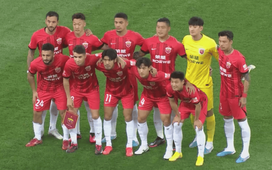 关于蔚山现代队教练团队鼓舞队员,决心在亚冠赛场上取得突破的信息 关于蔚山现代队教练团队鼓舞队员,决心在亚冠赛场上取得突破的信息