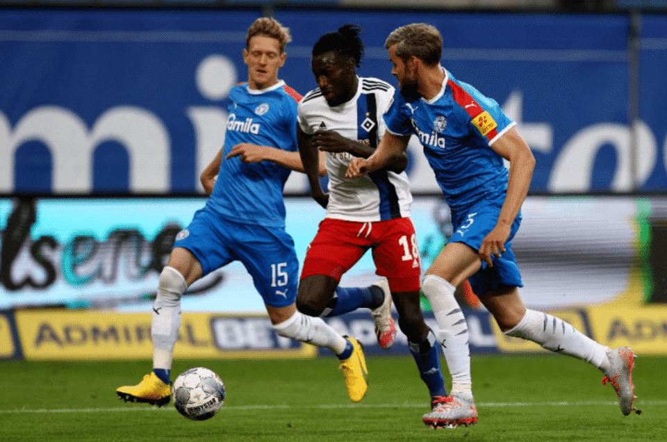 拜仁慕尼黑客场大败,争冠形势雪上加霜的简单介绍 拜仁慕尼黑客场大败,争冠形势雪上加霜的简单介绍