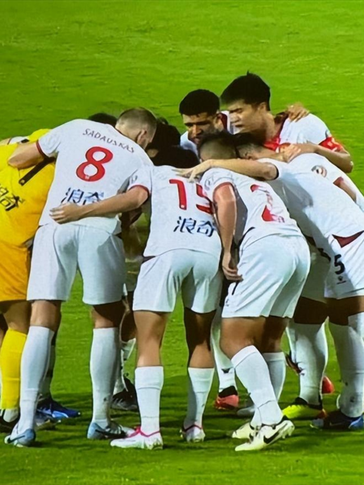 三亿体育体育平台-广州队士气高涨，取得连胜纪录