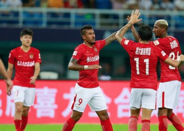 三亿体育体育竞技-恒大强势围剿泰达，力争全取三分